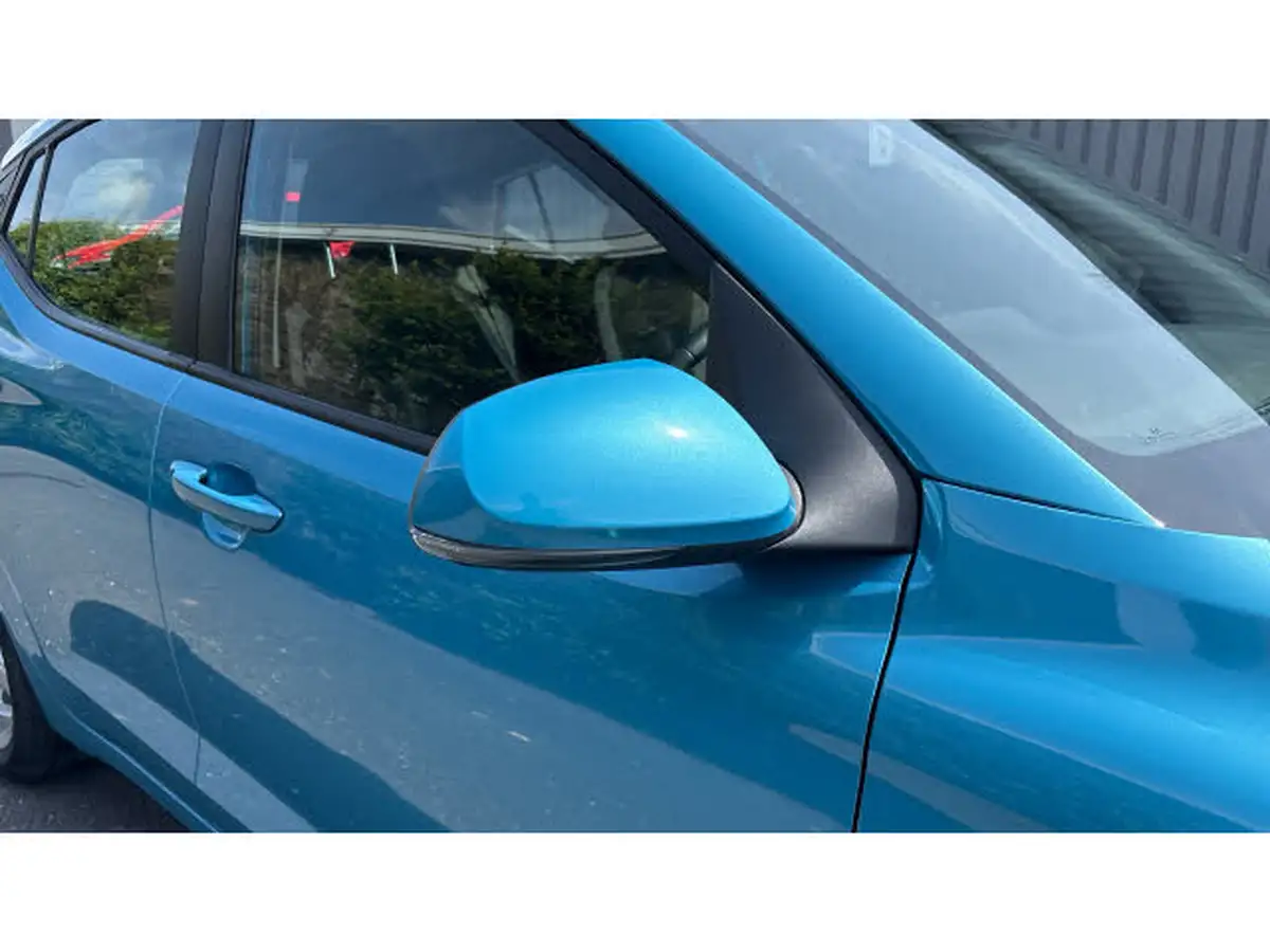 2023-hyundai-i10-12-se-connect-auto-big-23