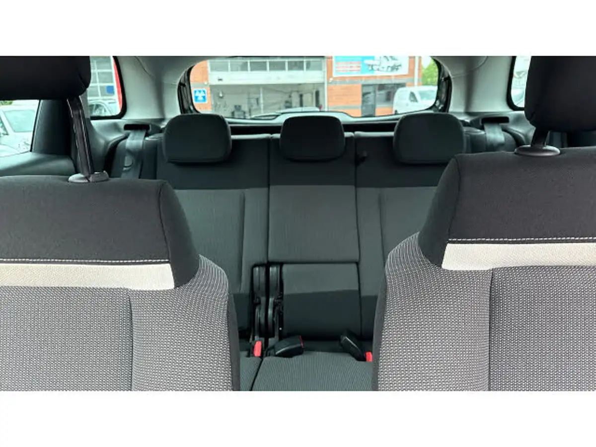 2018-citroen-c3-aircross-12-puretech-flair-110ps-ss-eat6-big-14
