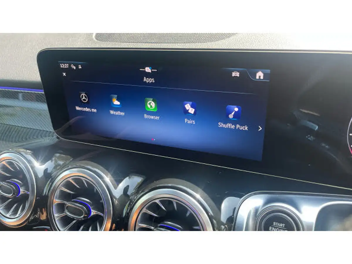 2023-mercedes-benz-glb-class-13-glb200-amg-line-executive-big-42