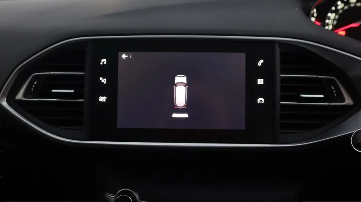 2020-peugeot-308-sw-12-puretech-allure-130bhp-big-23
