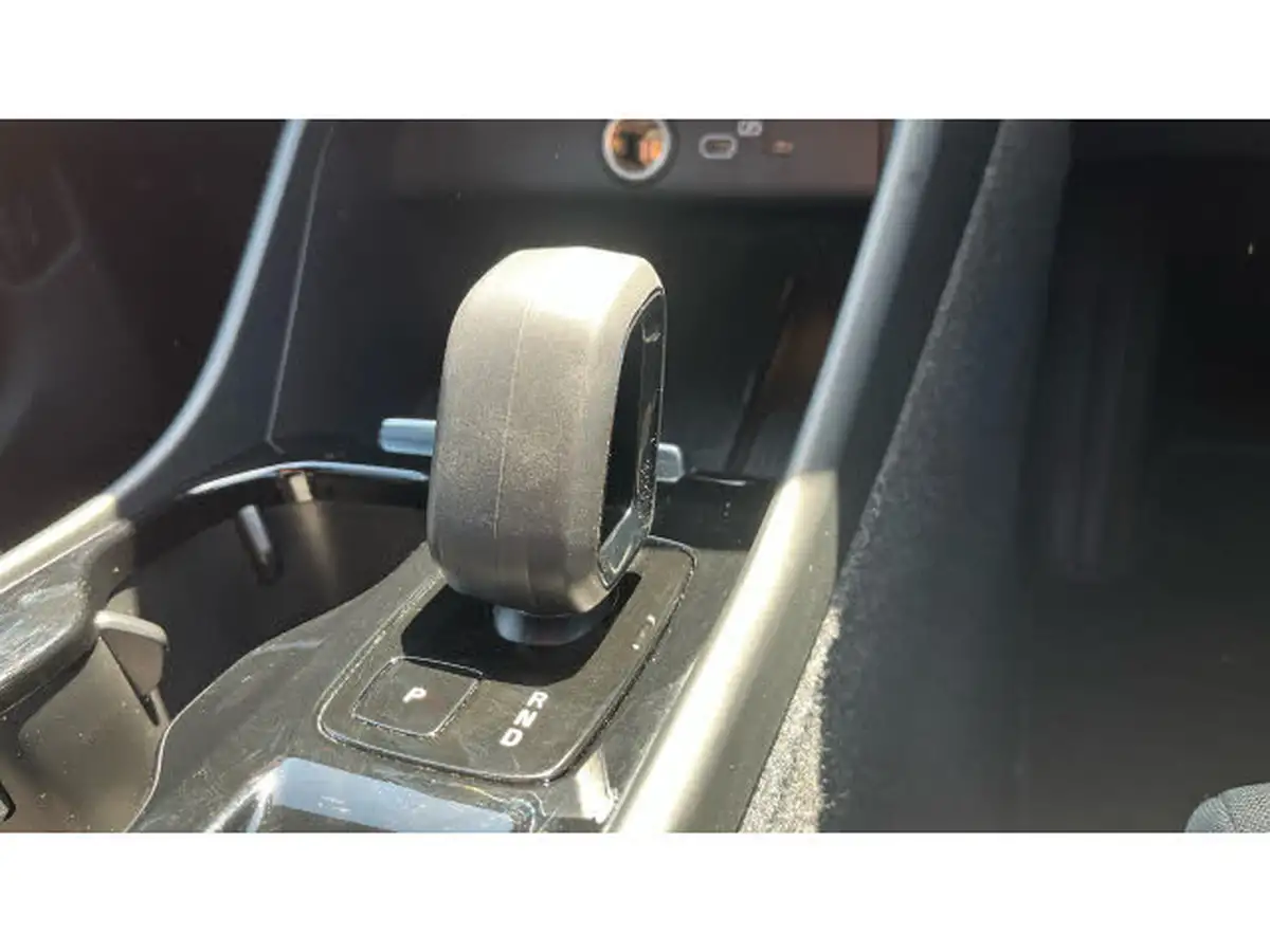 2024-volvo-xc40-20-b4-plus-big-13
