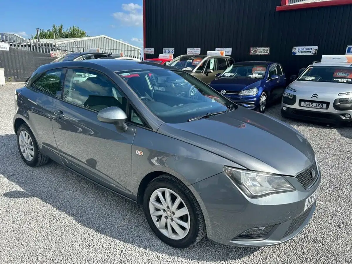 2013-seat-ibiza-14-se-sportcoupe-hatchback-3d-big-1