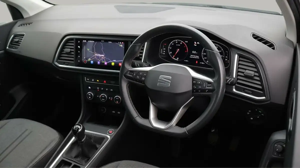 2022-seat-ateca-15-ecotsi-se-technology-big-9