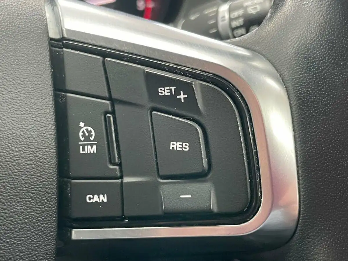 2018-land-rover-discovery-sport-20ed4-se-152ps-big-33
