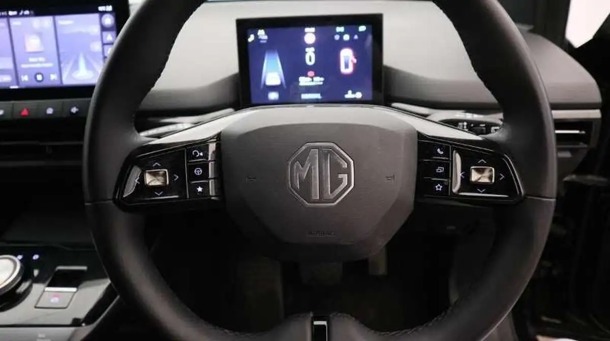 2023-mg-mg4-e-trophy-ev-203ps-long-big-10