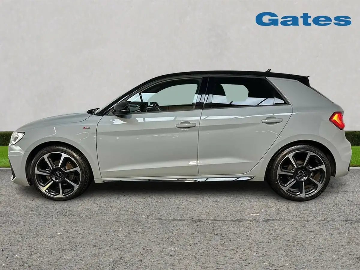 2023-audi-a1-10-30-tfsi-black-edition-s-tronic-big-3