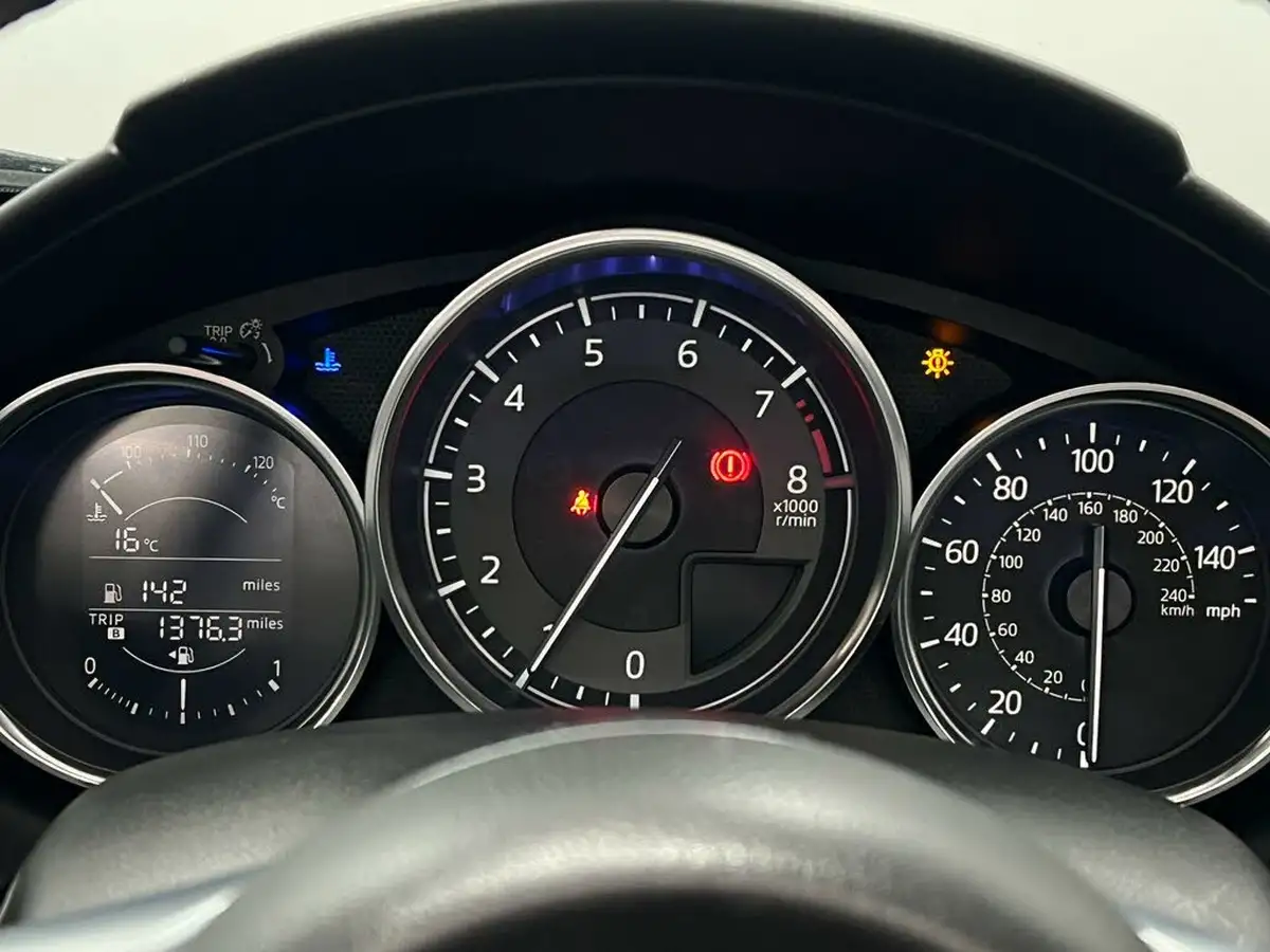 2015-mazda-mx-5-15-se-l-nav-big-54