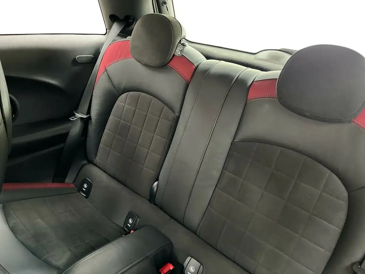 2018-mini-cooper-15-1499-gt-media-xlss-big-10
