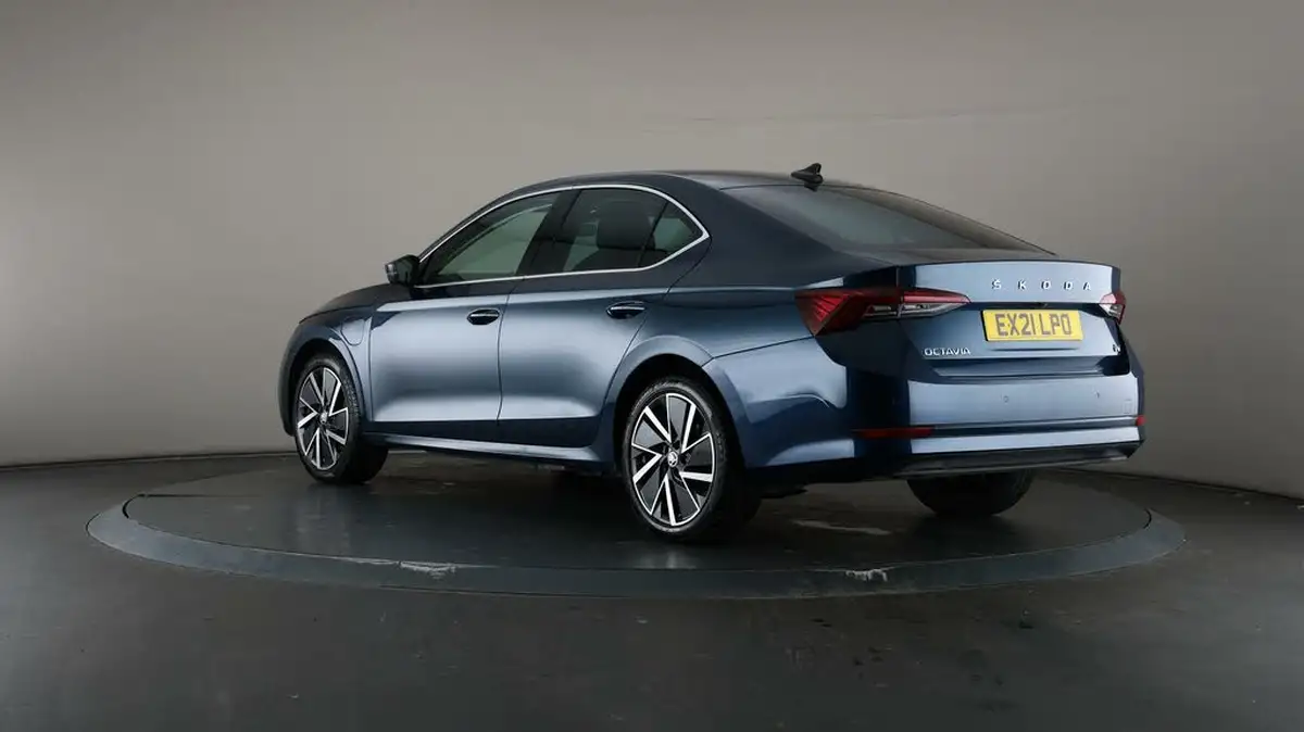 2021-skoda-octavia-14-tsi-se-l-hatchback-big-70