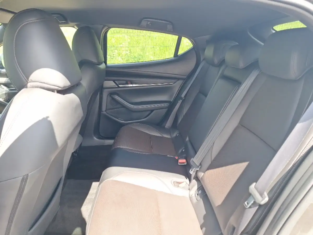 2021-mazda-mazda3-20-gt-sport-180ps-hatchback-5d-big-5