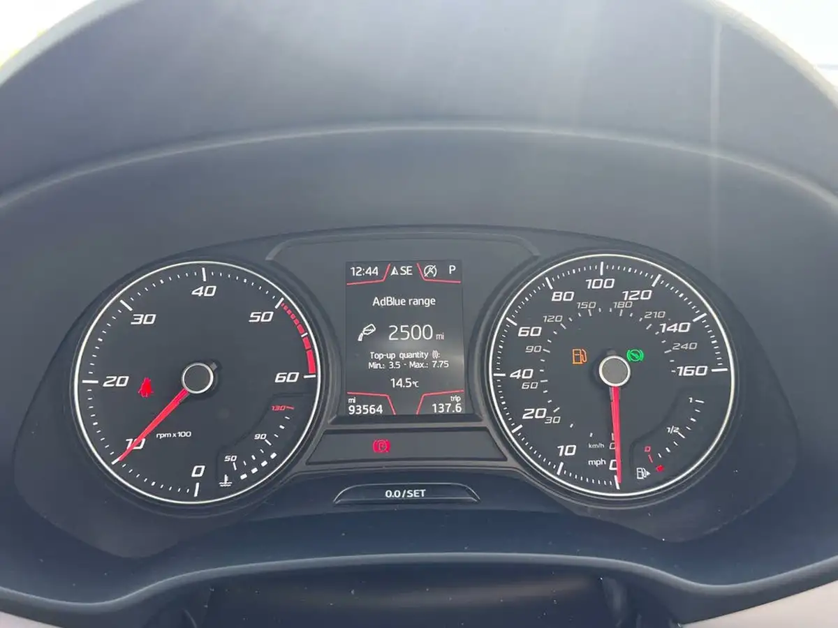 2020-seat-leon-20tdi-se-dynamic-150ps-hatchback-dsg-big-34