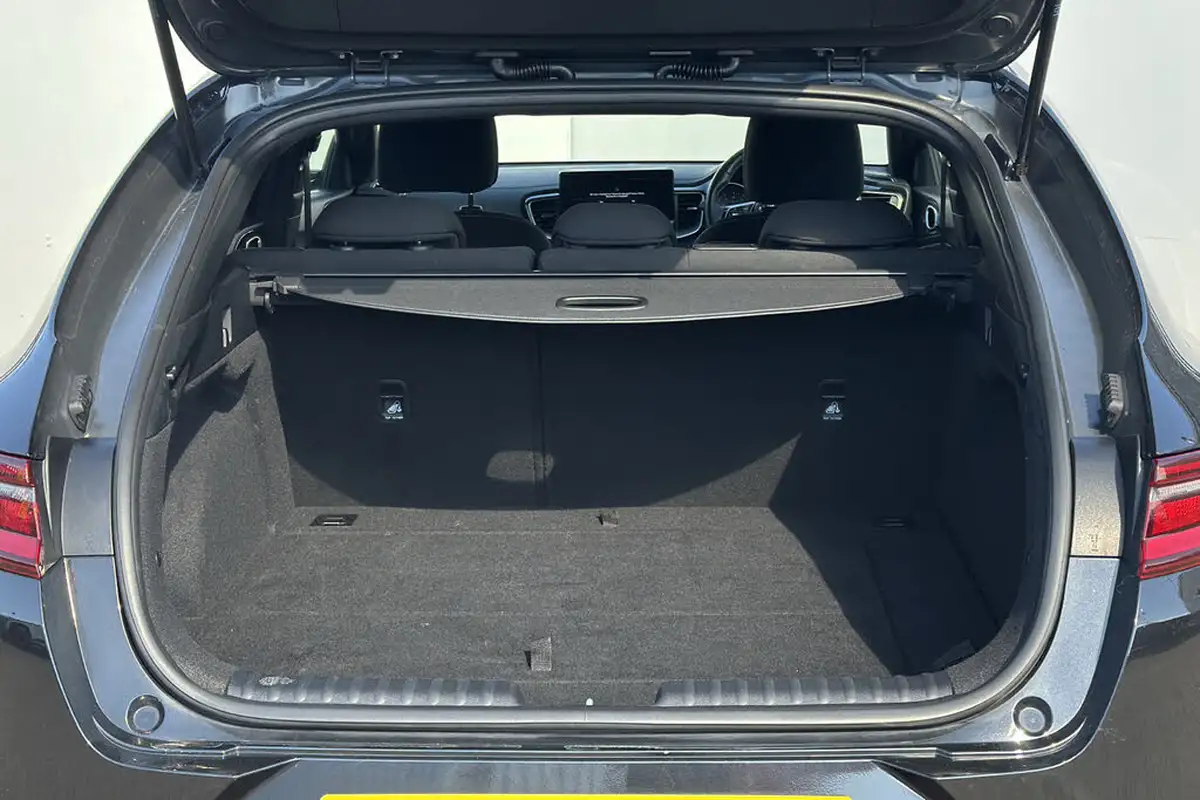 2023-kia-pro-ceed-15-t-gdi-gt-line-158bhp-big-18