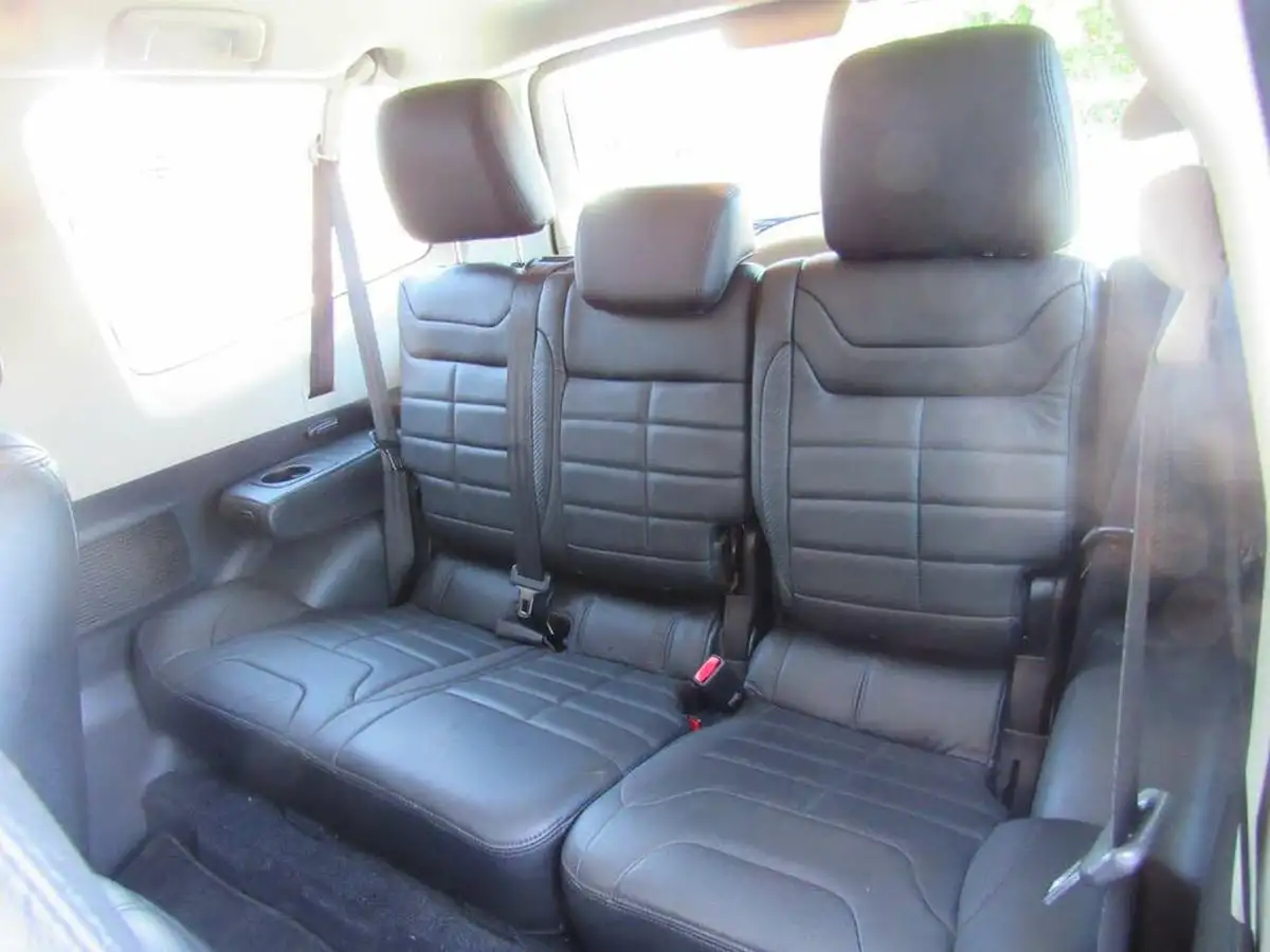 2016-mitsubishi-shogun-32td-barbarian-187bhp-4x4-station-wagon-3d-auto-big-5