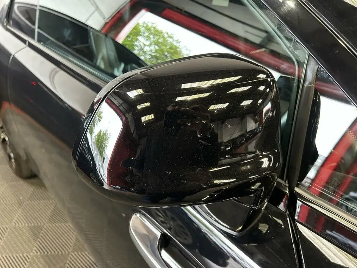 2018-rolls-royce-wraith-66-big-21