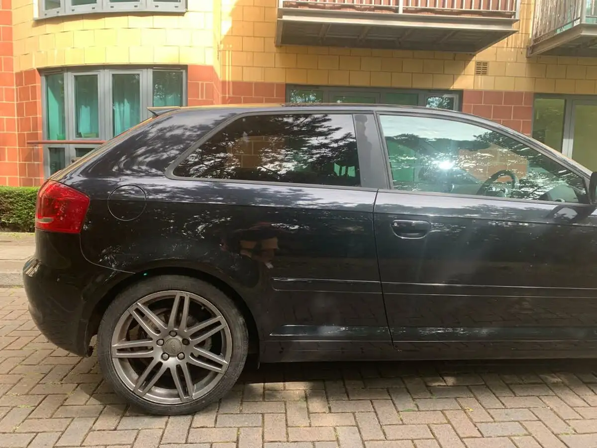 2009-audi-a3-18-black-edition-hatchback-3d-big-10