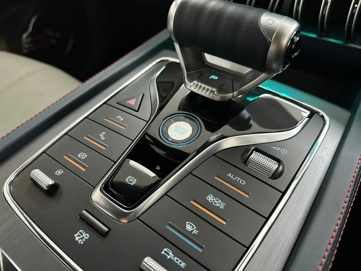 2024-byd-atto-3-e-design-big-21
