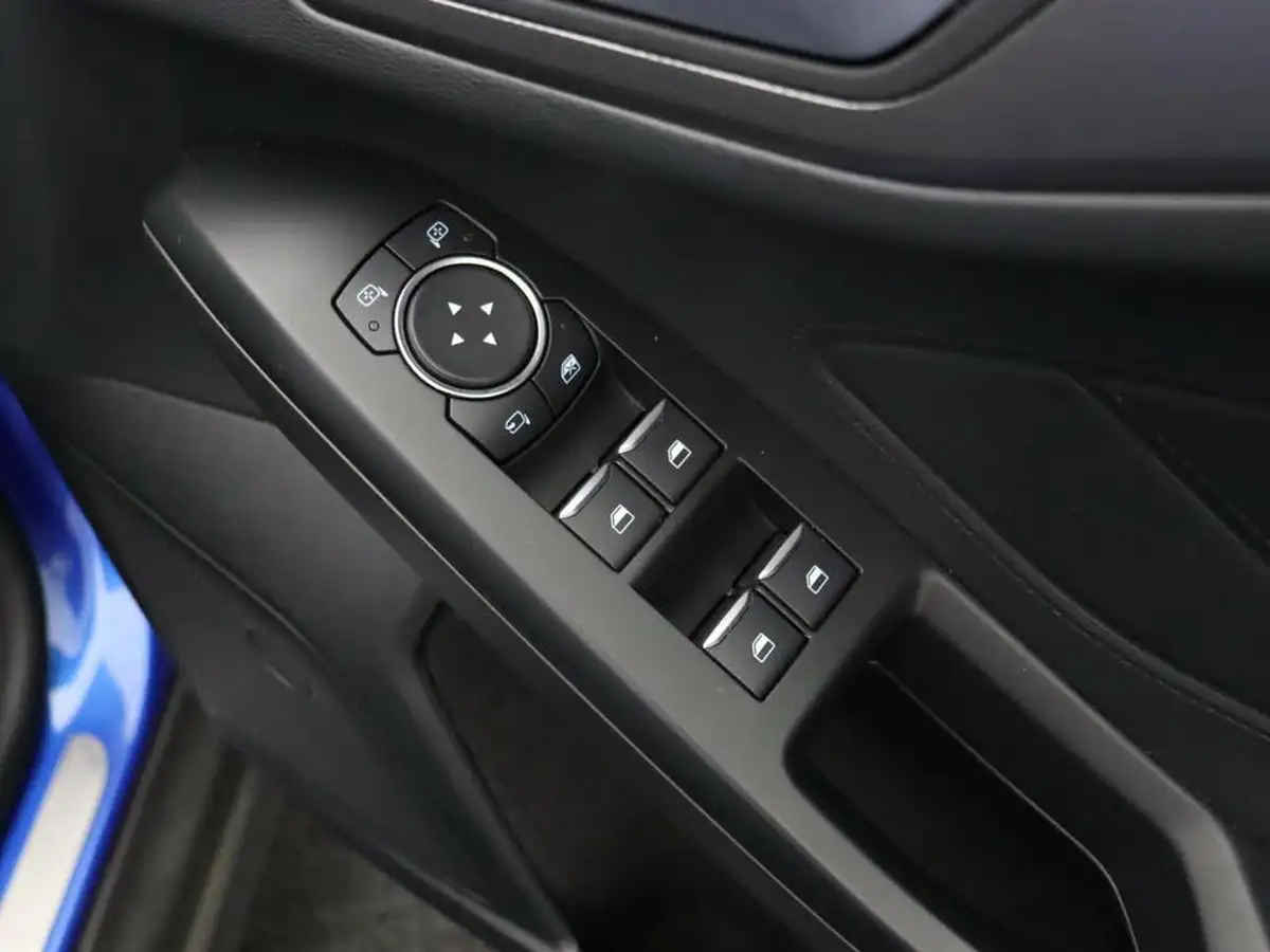 2020-ford-focus-10t-titanium-x-hatchback-auto-big-22
