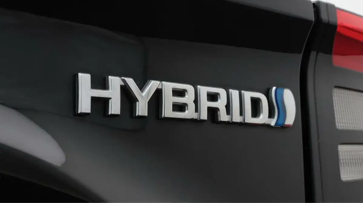 2022-toyota-yaris-15-vvt-i-excel-big-22