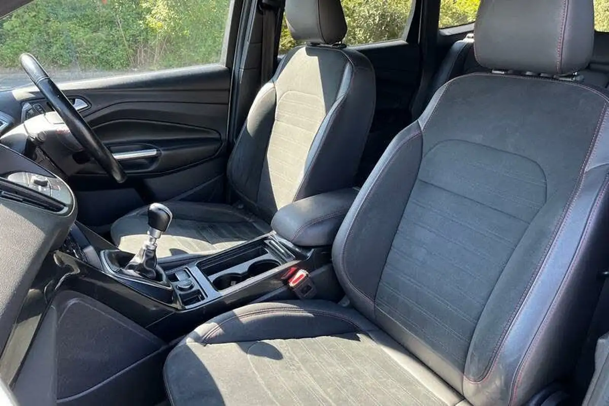 2018-ford-kuga-20tdci-st-line-150ps-big-18