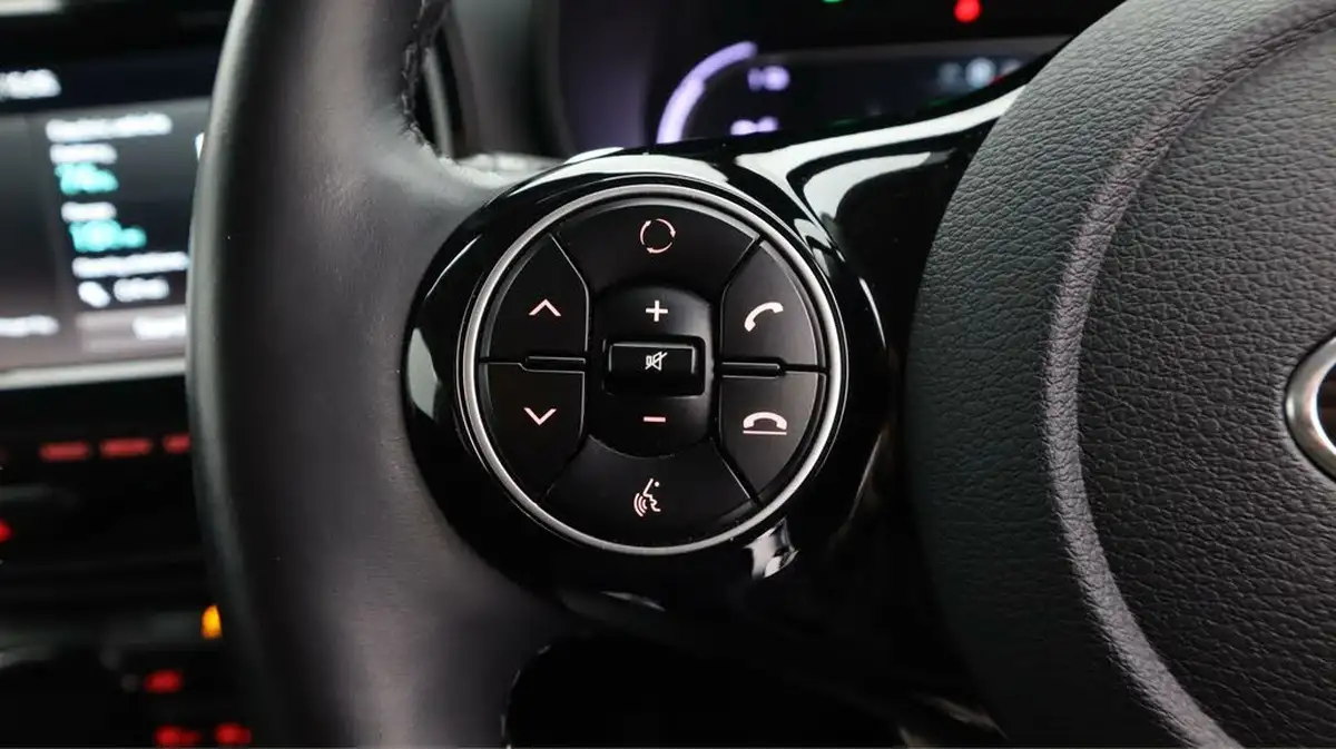 2021-kia-soul-ev-first-edition-big-23
