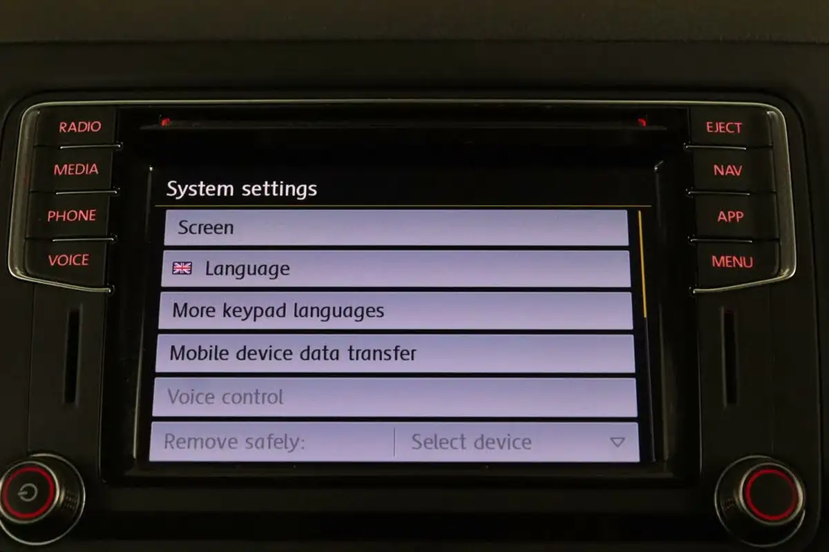 2021-volkswagen-sharan-14-tsi-se-nav-dsg-big-23