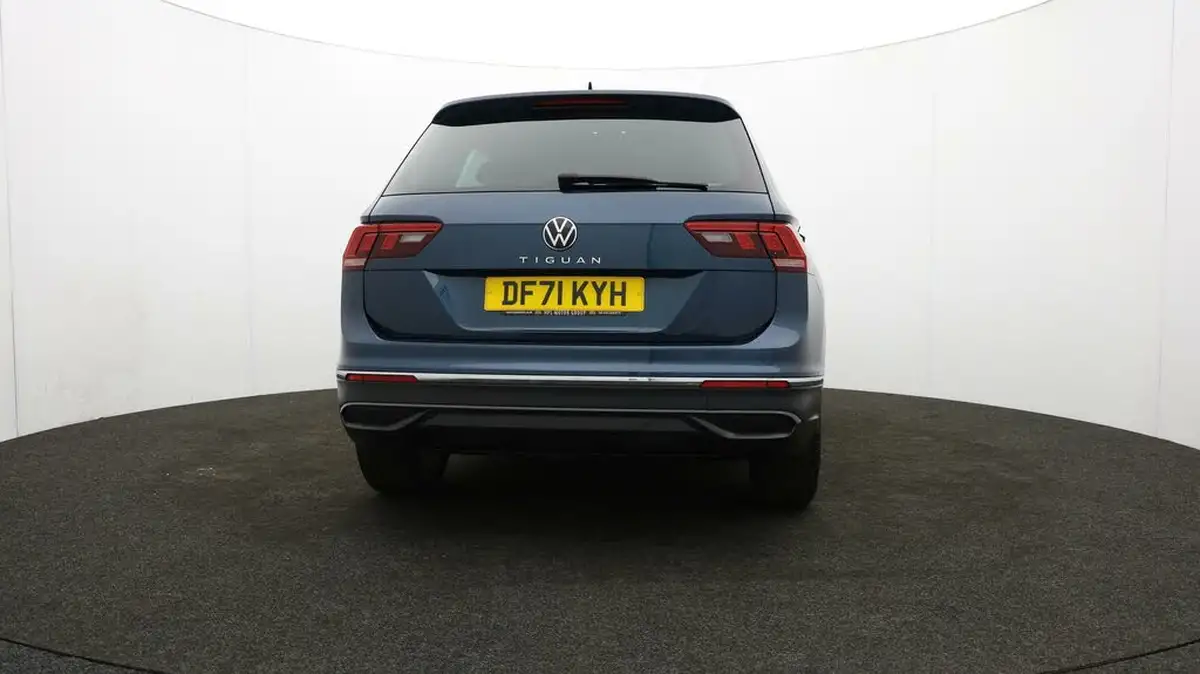 2022-volkswagen-tiguan-15-tsi-life-150ps-big-64