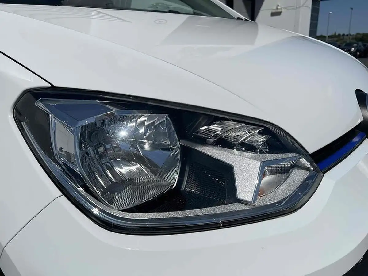 2022-volkswagen-up-e-e-up-big-10