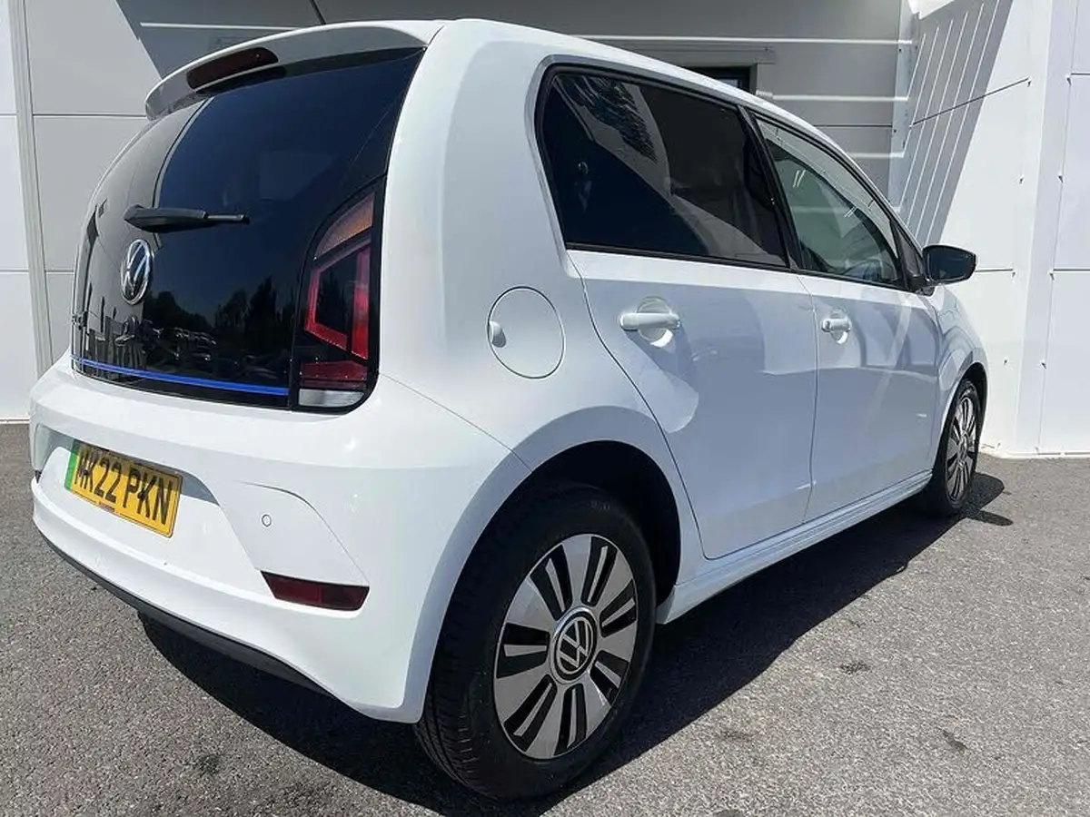 2022-volkswagen-up-e-e-up-big-6