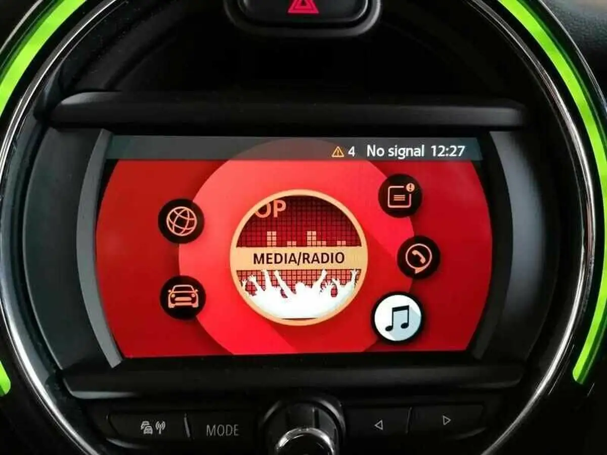 2018-mini-cooper-20-cooper-s-series-ii-ss-hatchback-5d-big-21