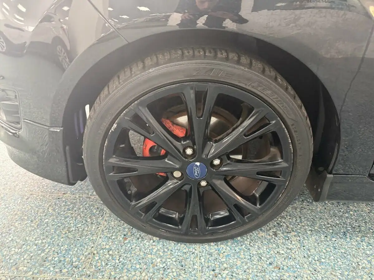 2015-ford-fiesta-10-zetec-s-black-edition-big-17