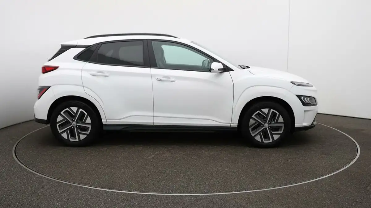 2023-hyundai-kona-e-ultimate-204ps-64kwh-105kw-obc-big-50