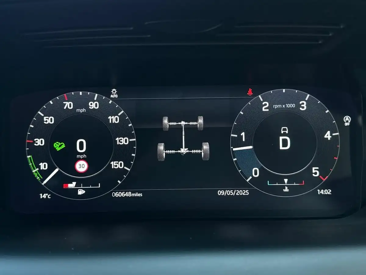 2020-land-rover-discovery-sport-20-d200-r-dynamic-s-plus-big-15