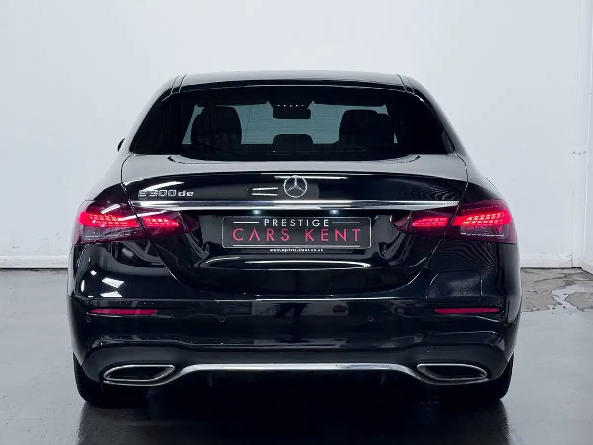 2021-mercedes-benz-e-class-20d-e300de-amg-line-edition-eq-power-saloon-4d-big-6