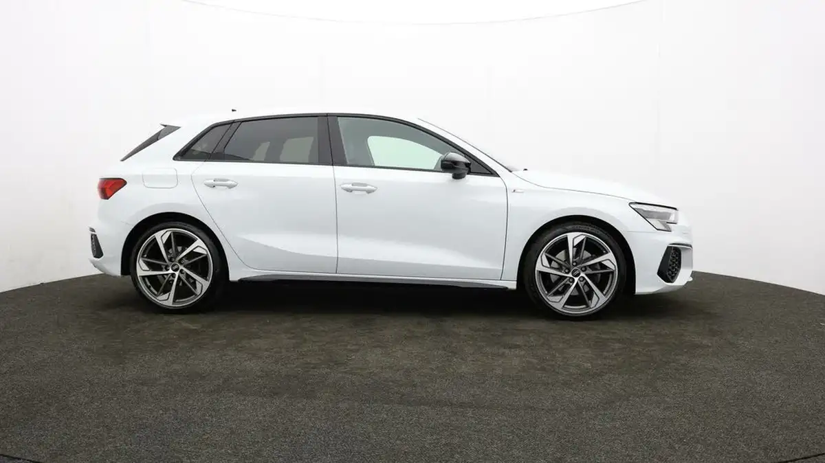 2022-audi-a3-15-35-tfsi-edition-1-sportback-5d-s-tronic-big-30