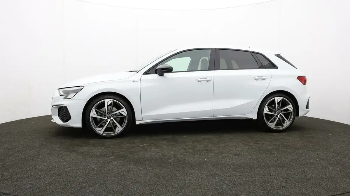 2022-audi-a3-15-35-tfsi-edition-1-sportback-5d-s-tronic-big-54