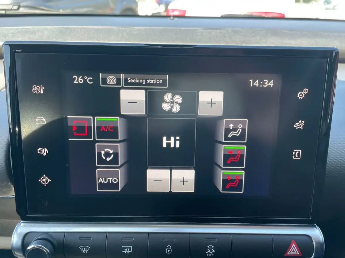 2016-citroen-c4-cactus-12-puretech-flair-82ps-ss-etg-big-23