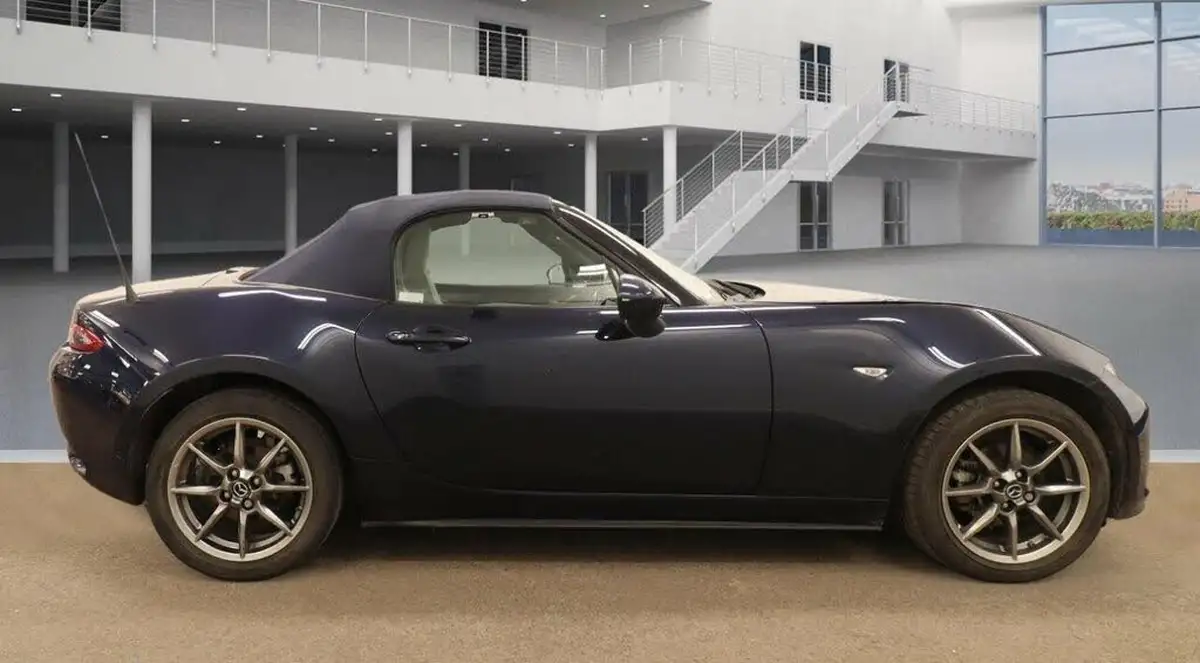 2023-mazda-mx-5-15-kizuna-big-5