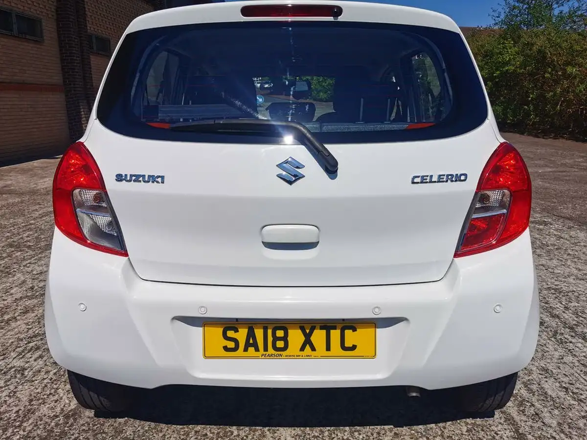 2018-suzuki-celerio-10-sz4-ags-big-8