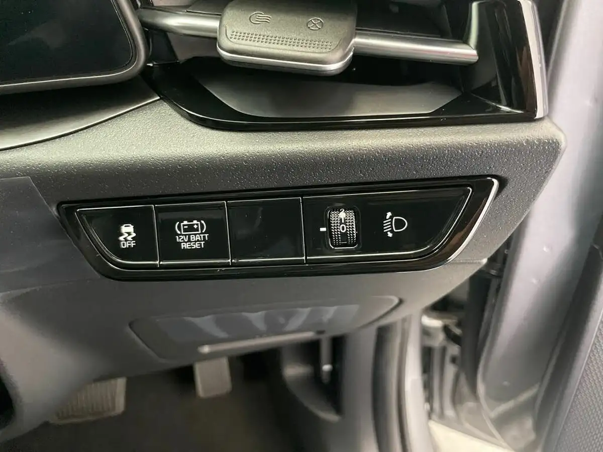 2024-kia-niro-16-gdi-139bhp-hev-132kwh-big-30