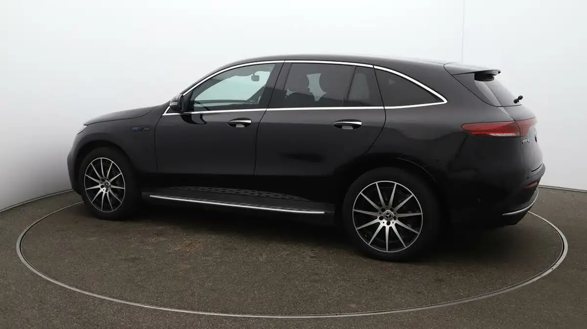 2021-mercedes-benz-eqc-e-eqc-400-amg-line-big-46
