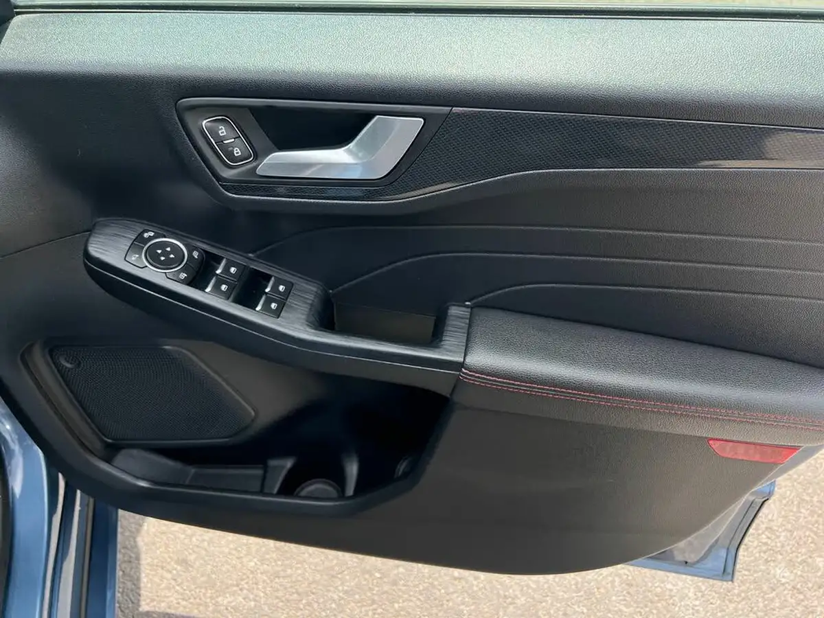 2021-ford-kuga-15-st-line-x-edition-auto-big-34