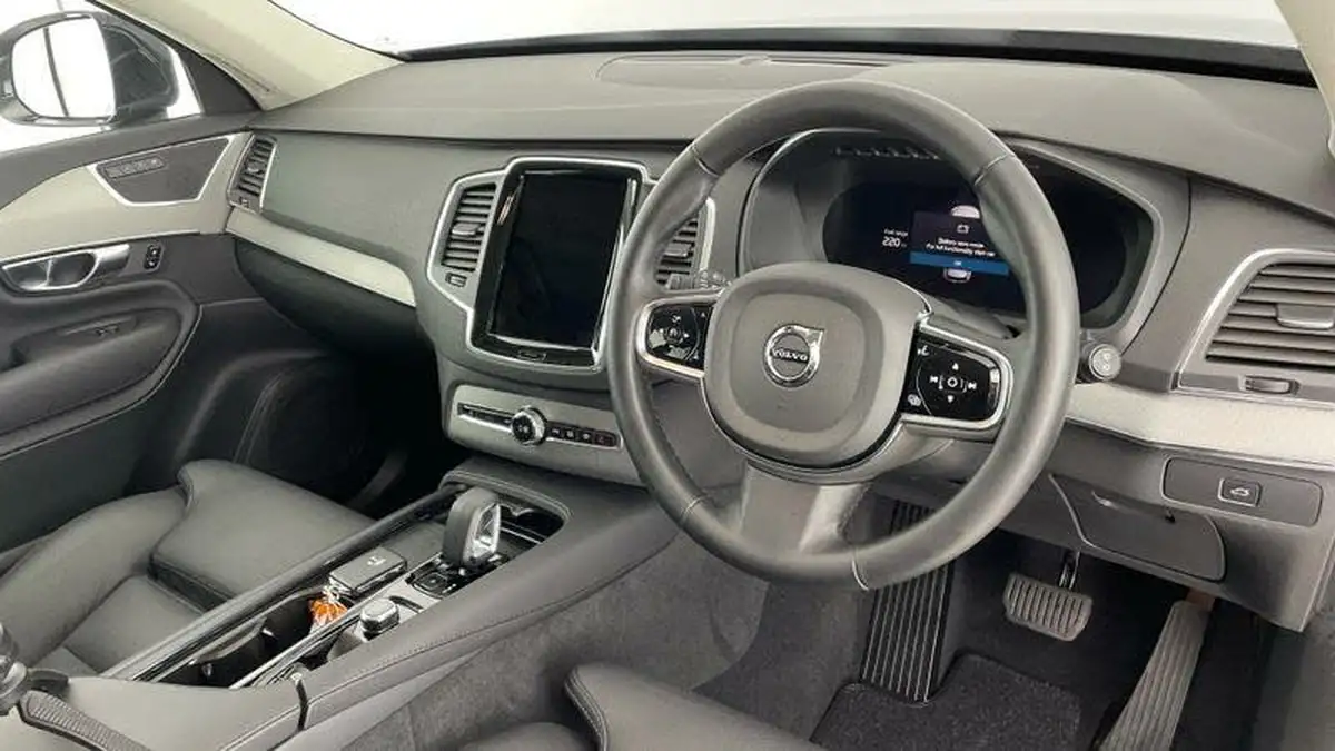 2024-volvo-xc90-20-b5-core-big-5