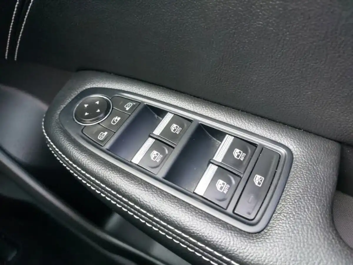 2023-renault-arkana-16-s-edition-big-17