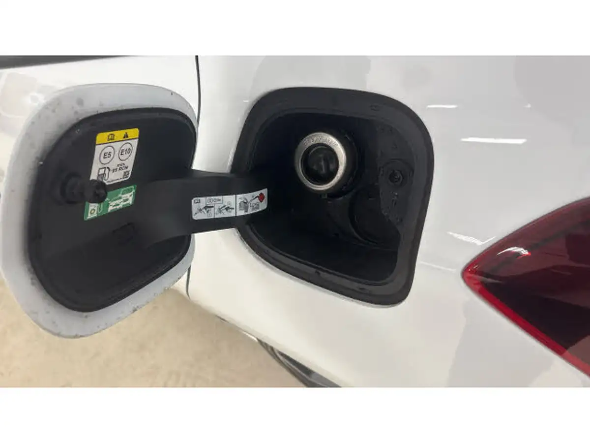 2023-ford-focus-10t-st-line-x-155ps-hybrid-mhev-hatchback-powershift-big-26
