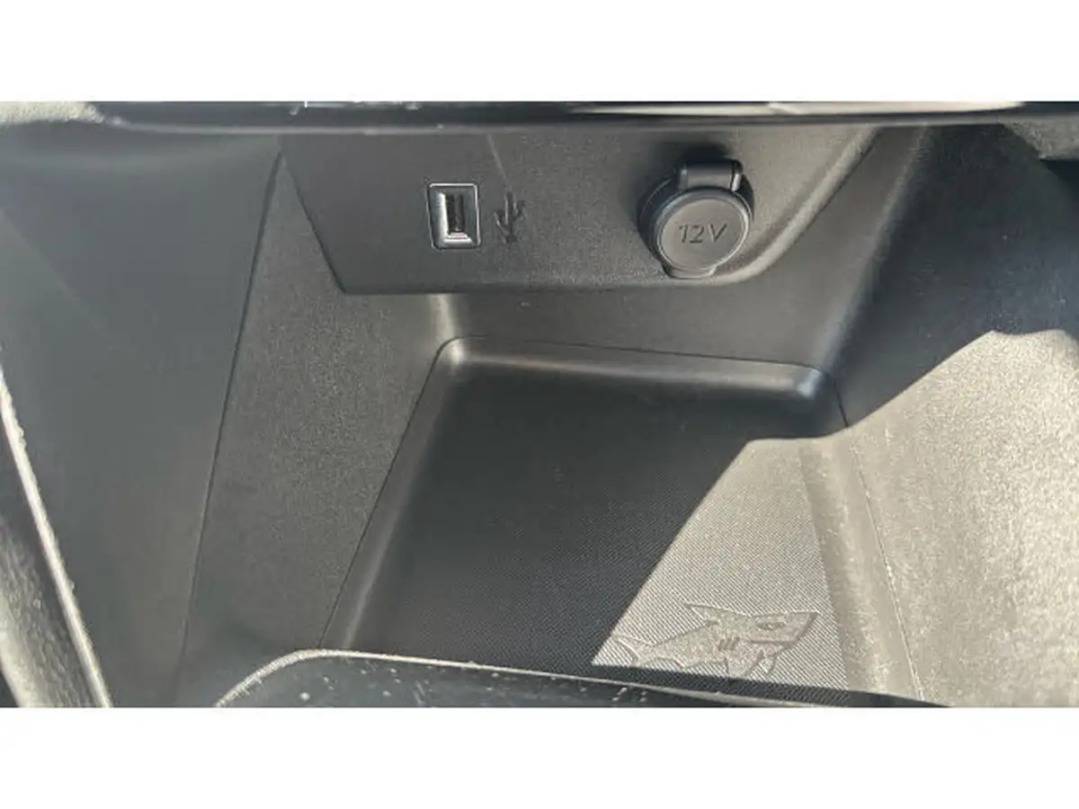 2021-vauxhall-corsa-12i-elite-big-27