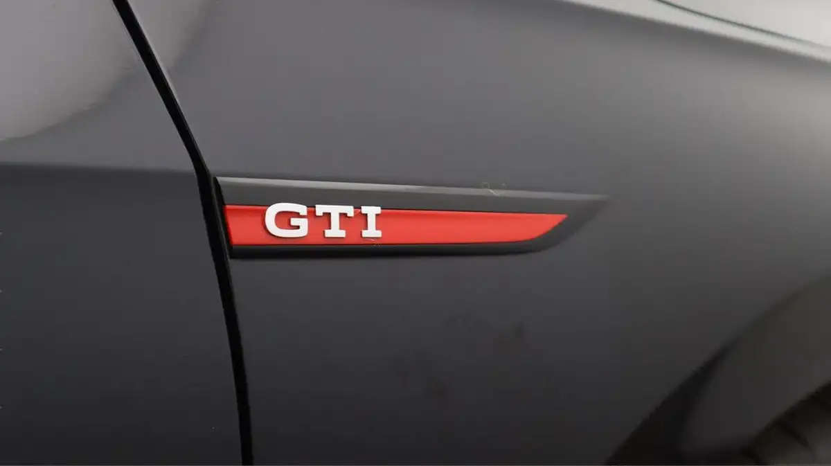 2021-volkswagen-golf-20-tsi-gti-dsg-big-21