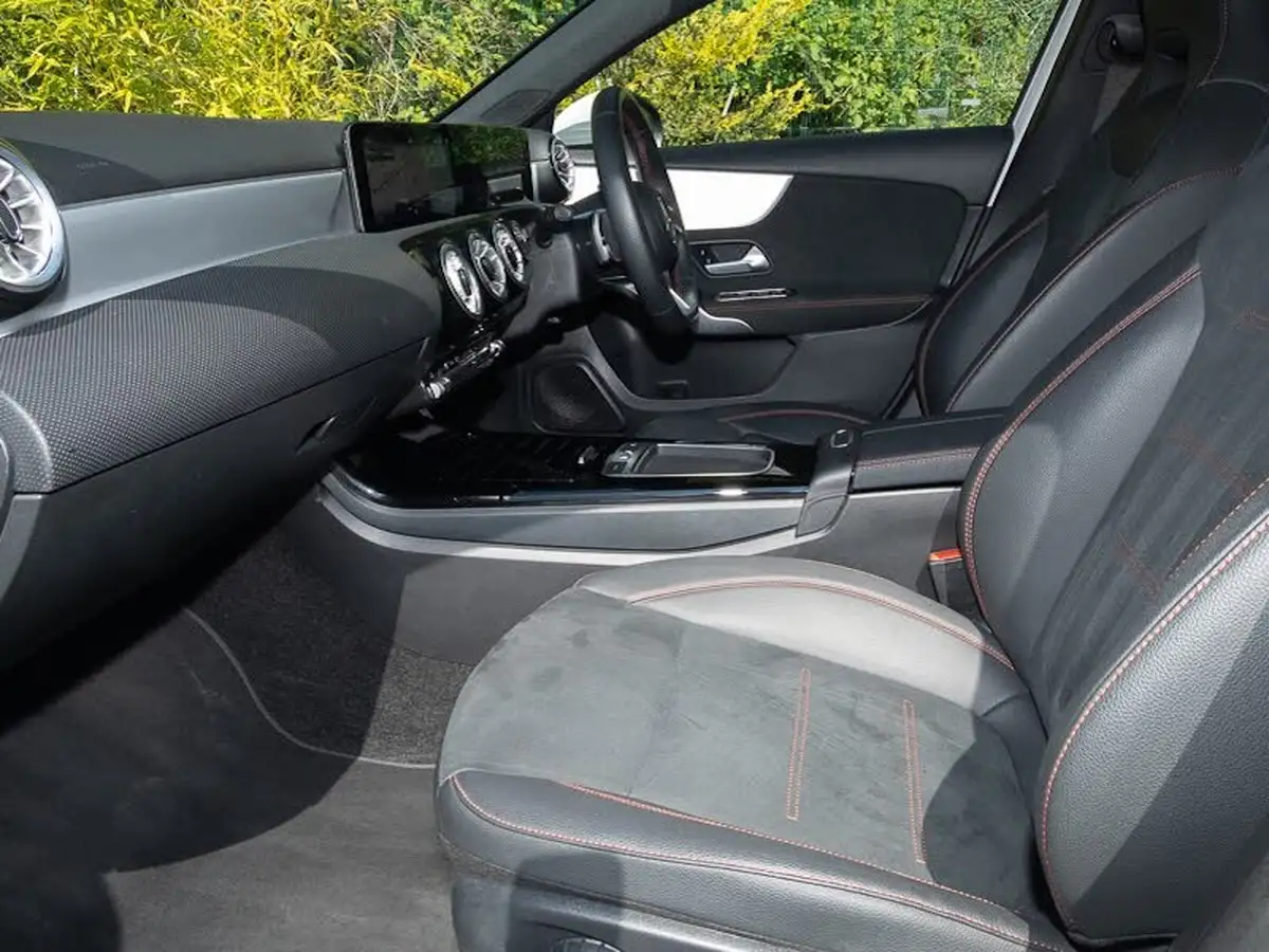 2024-mercedes-benz-a-class-13-a180-amg-line-executive-hatchback-5d-7g-dct-big-4