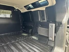 2022-land-rover-110-defender-30-d300-hard-top-hse-110-small-42
