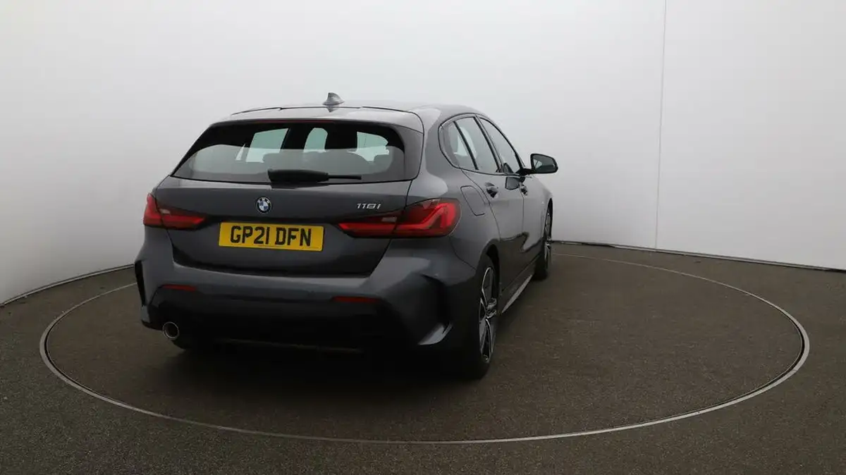 2021-bmw-1-series-15-118i-m-sport-lcp-big-47
