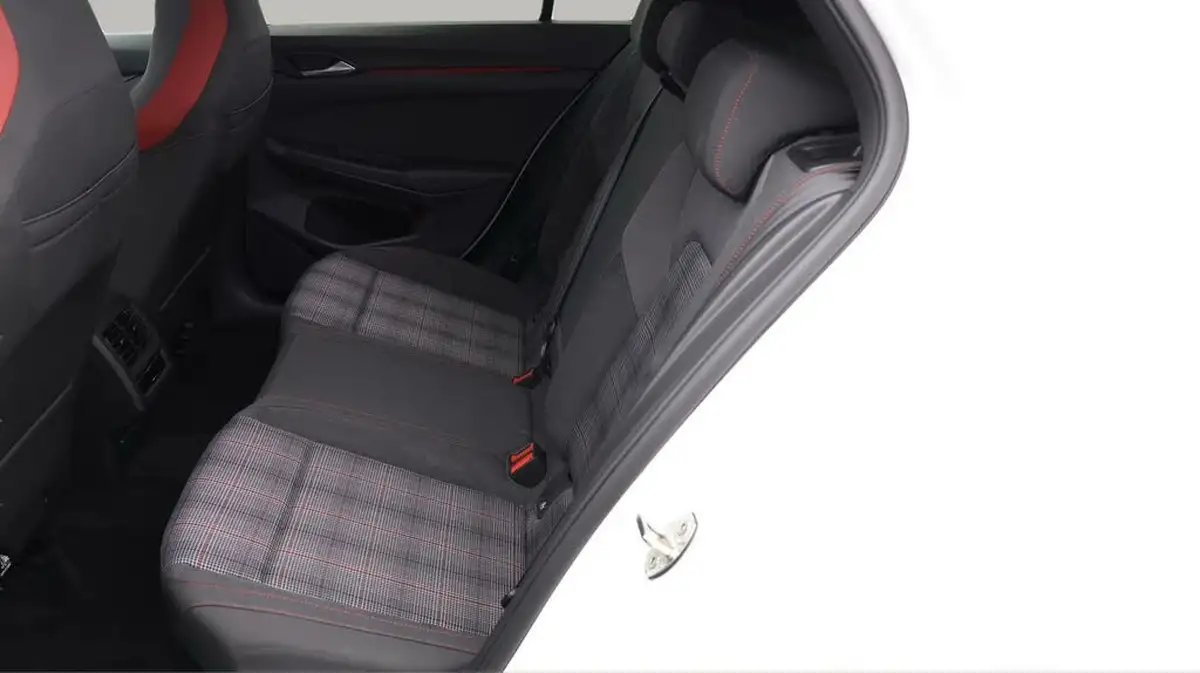 2024-volkswagen-golf-20-tsi-gti-245ps-big-15